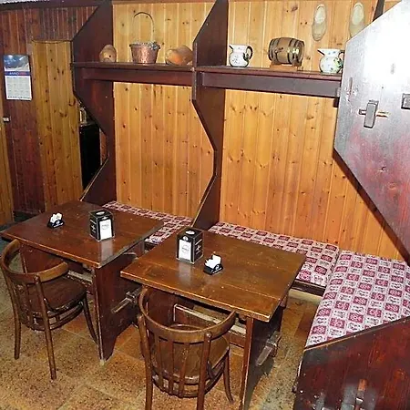 Nuovo Pecetto 3*