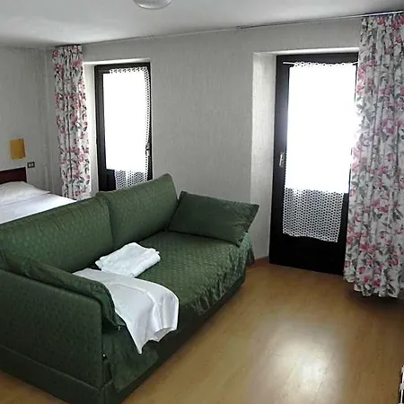 Nuovo Pecetto Hotel 3*