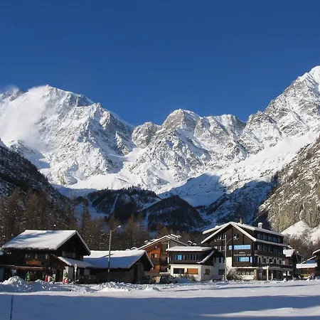 Nuovo Pecetto Отель Макуньяга